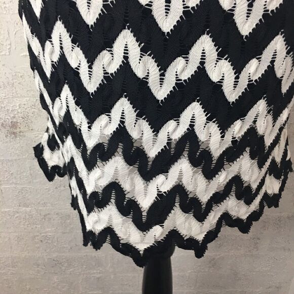 JUDITH MARCH STRAPLESS DRESS - Picture 8 of 8